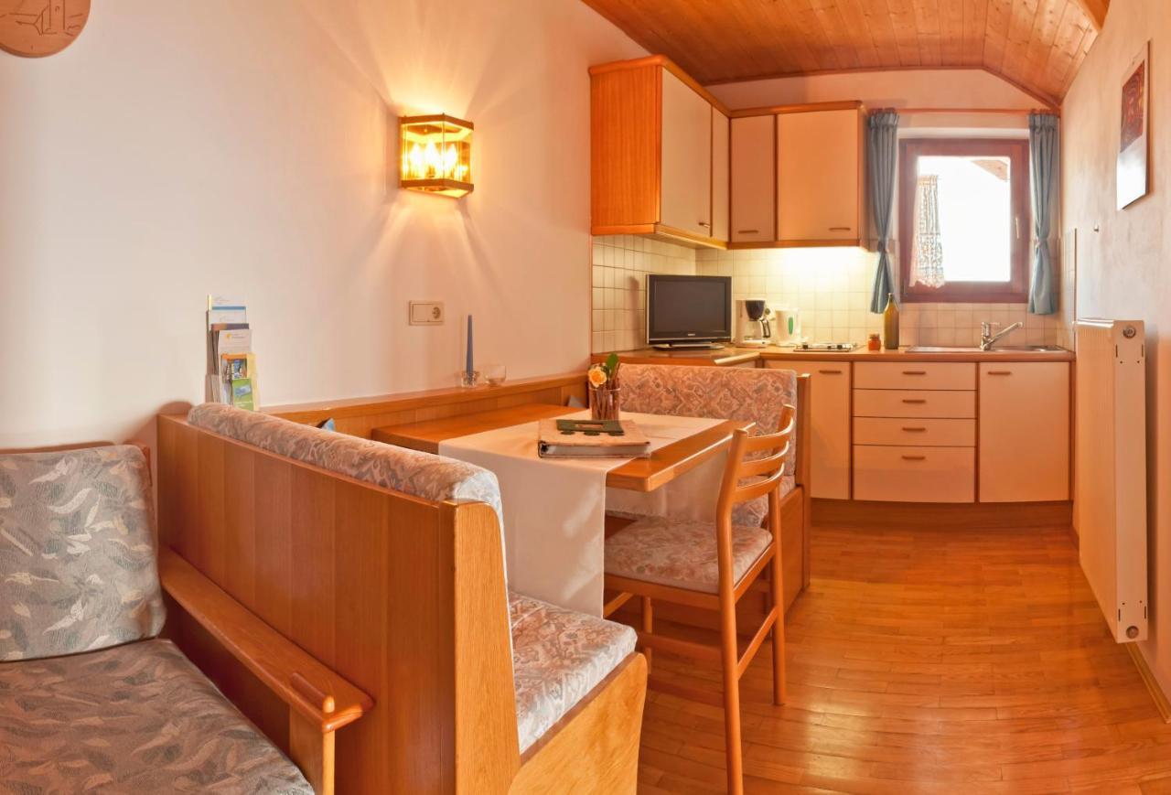 Gfillhof Ferienwohnung 1 アッピアーノ・スッラ・ストラーダ・デル・ヴィーノ エクステリア 写真